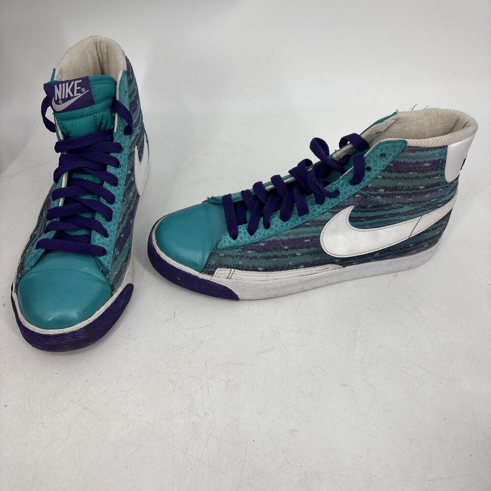 Nike Blazer High Tops Retro Charlotte Hornets Colors Womens Size 7.5 317808-311